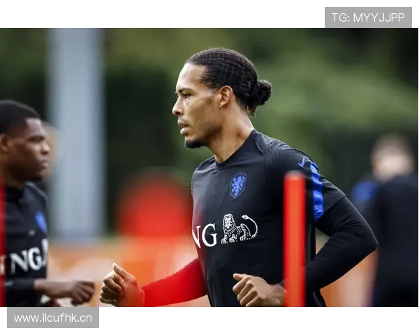 范迪克家里到底藏了多少金条，看他训练倒像亿万富翁在玩健身房啊